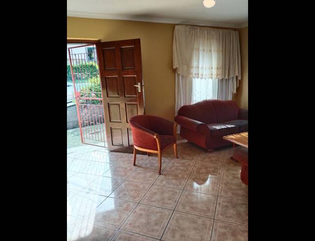 3 BEDROOM HOUSE FOR SALE IN RESERVOIR HILLS